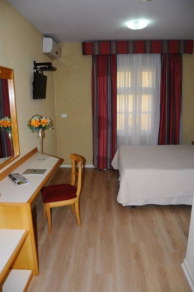 Curitiba Palace Estacao Hotel Ngoại thất bức ảnh